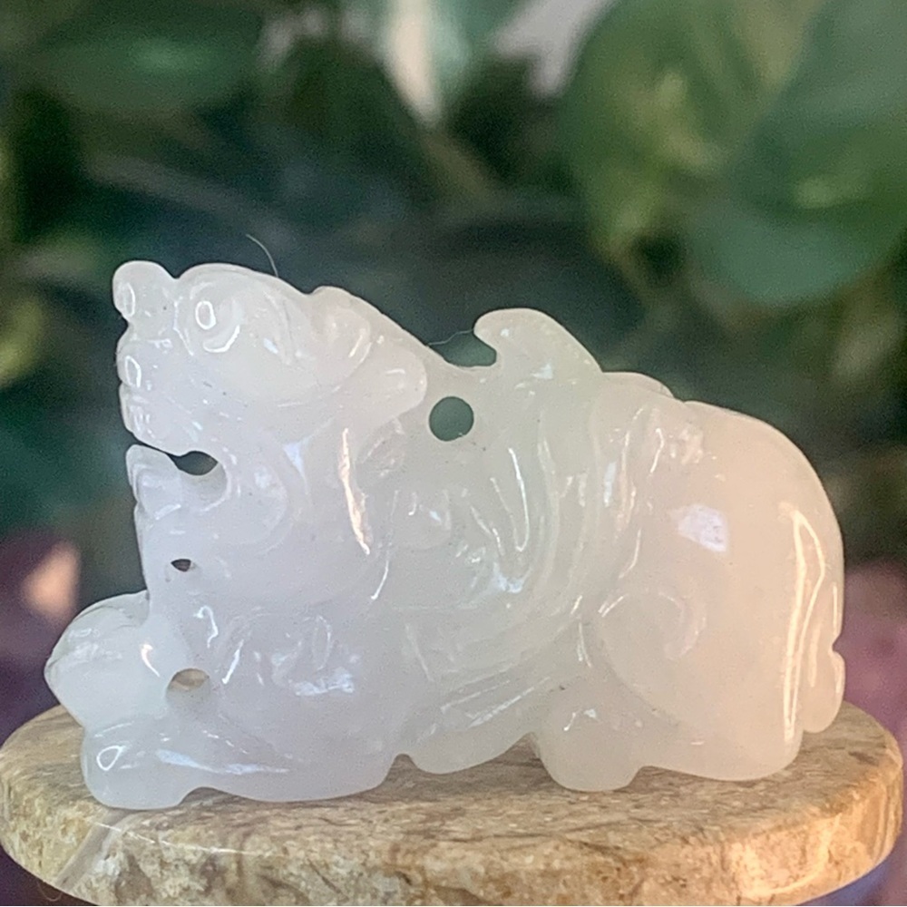White Jade Pixiu Pendant Carved Jade Mythical Beast Pi Xiu Dragon Animal 1.5"